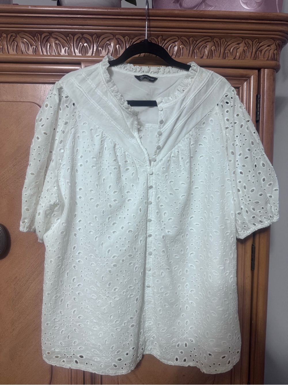 Vintage-Inspired White Eyelet Button-Front Top